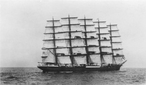 800px-StateLibQld_1_73319_Preussen_(Ship)